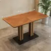 Mesas y sillas de estilo rústico para restaurantes de alta gama, cafeterías y restaurantes de fusión de moda y nicho que sirven cocina occidental, hechas de madera maciza