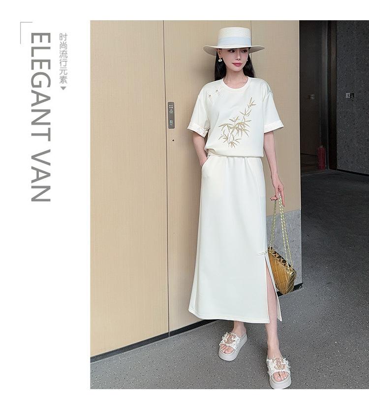 跨境淘货源分销2024春夏秋季裙子新款街头潮流减龄小个子爆款欧货网红款运动套装休闲运动气质休闲时尚流行新款春夏秋装春夏秋装女装时尚套装套装女装春夏秋季套装女套装女女士运动服女装两件套套装卫衣套装休闲套装春夏秋季套装女装时尚套装盐系休闲套装女装2024百搭设计感小众洋气欧货阿里国际站跨境采购Cross-border, online source, distribution 2024 spring and summer autumn, skirts, new styles, streets, trends, age reduction, small, explosive, European goods, network red, sportswear, leisure sports, temperament leisure, fashion popular, new spring and summer autumn clothing, spring and summer autumn women's clothing, fashion suits, women's suits, women's sportswear, women's two-piece, hoodie suit, Suit, leisure suit, spring summer autumn suit women's dress, fashion suit, salt department, leisure suit, women's dress 2024, everything, design sense, niche, foreign style, European goods, Ali International Station, cross-border procurement