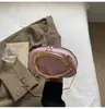 Caja Metálica Personalizada Estilo Retro Europeo y Americano 2026 Elegante Sencilla y Elegante Calidad de Banquete Bolso Pequeño Cuadrado de Mano Cruzado