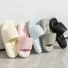 Nuevas Chanclas de Baño Estilo para Mujer, Secado Rápido, Suela Gruesa, Antideslizantes, para Uso en Interiores del Hogar, Chanclas de Baño para Pareja para Hombre, Venta al por Mayor