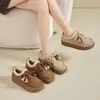 Leve Feminino Outono 2025 Novo Pingente Retrô Sapatos Individuais com Contas Moda Casual Versátil Retrô Sola Grossa Birkenstock