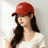 Gorra de Béisbol Bordada con Letras de Estilo Americano, Nueva, a la Moda y Versátil, Elegante y Casual, Hace que la Cara Parezca Más Pequeña, Transpirable para el Verano