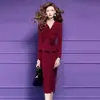Vestido Rojo Original con Perlas Feimengyi para Mujer de Manga Larga Otoño Ligero y Maduro Cintura Fruncida Falda Profesional con Abertura