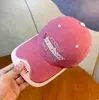 Gorra de Béisbol Bordada con Letras Japonesas para Mujer 2026 Nuevo Estilo para Adelgazar la Cara Gorra de Pico Profundo para Cabeza Grande Sombrero de Protección Solar