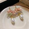 Pendientes de Lazo con Perlas con Sentido de Atmósfera de Aguja de Plata Pendientes Retro de Lujo Ligero de Gama Alta Pendientes Nicho Versátiles Venta al por Mayor Mujeres