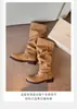 Botas de motociclista anchas de pantorrilla, estilo caballero, plisadas, desgastadas, de tubo alto, con suela gruesa, hebilla de cinturón y punta redonda, para mujer