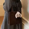 Bolsas de Mão Retro Europeias e Americanas para Mulheres 2026 Novo Estilo de Alta Qualidade Elegante para o Dia a Dia Bolsa de Ombro Casual Versátil Bolsa Transversal