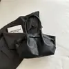 Bolso de mujer de gran capacidad con un toque de alta gama, versátil para ir al trabajo, bolso de hombro para mujer con patrón tejido, bolso de axila, bolso tote vintage