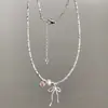 Escuché que las hojas de arce son la confesión más cálida del otoño~Cadena de suéter simple y versátil de color rojo, accesorio colgante de alta gama