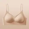 Efecto base de maquillaje líquida, espalda grande en forma de U, tirantes finos, sujetador para mujer para que los pechos pequeños parezcan más grandes, sin varillas, copa fija, sin espalda, sujetador sin costuras
