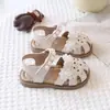 Sandalias Florales de Perlas para Niñas 2026 Verano Nuevos Zapatos de Princesa para Bebé y Niño Pequeño Suela Suave Antideslizantes Zapatos para Niñas