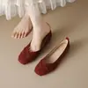 Weiwei Lady 1040-13 Zapatos Mary Jane Retro de Tacón Grueso para Mujer, Gamuza, Cómodos, Bailarinas Suaves
