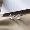 Pendientes Mini Mariposa de Plata Pura S999 para Mujer, Estilo Simple y Fresco, Adecuados para Perforación de Oreja, Accesorios Versátiles para el Día a Día para Estudiantes
