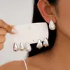 Pendientes de Plata con Plisado de Aguja Europea y Americana, Pendientes de Nicho de Alta Gama, Estilo Minimalista de Moda, Pendientes Vintage