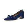 Sapatos Elegantes Estilo Francês com Laço, Boca Rasa, Salto Grosso 4cm Feminino, Nova Coleção Primavera e Outono, Retro, Estilo Chanel, Cetim, Luxo Leve, Salto Alto