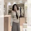 Top de punto de manga larga color avena estilo coreano, de un solo hombro, con diseño de encaje en patchwork, ajustado, top pequeño para mujer, principios de otoño