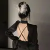 Pinça de tubarão com pena de avestruz preto e branco aperto aperto senso de atmosfera senso de design de nicho vento frio Pinça de cabelo de celebridade da internet