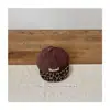 Novidades para a Primavera~ Boné de Baseball Infantil Estilo Coreano com Estampa de Leopardo, Aba Macia, Cores Contrastantes e Letras Retrô para Bebês