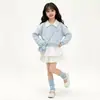 Conjunto de Duas Peças Moda Outono/Inverno para Meninas: Moletom Doce Dopamina com Laço e Gola Polo + Saia Curta Estilo Coreano Suave