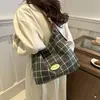 Bolsa Transversal Listrada Étnica Vintage 2024 Nova Bolsa Mensageira de Grande Capacidade Bolsa de Ombro Casual Artística Japonesa Tendência