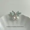 Pendientes Únicos de Diseño de Nicho con Borla de Mariposa de Esmalte Degradado Rosa y Colgante de Perla para Mujer con un Toque de Lujo Ligero y de Gama Alta