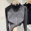 Moletom térmico de fleece com gola alta e zíper duplo, manga longa, design de espinha de peixe, para mulheres, nova jaqueta top grossa e quente para outono e inverno
