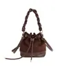 Bolso Cruzado Casual de Moda y Sencillo para Ir al Trabajo, Nuevo Modelo 2026, Bolso Cubo de Diseño de Moda Nicho de Invierno para Mujer