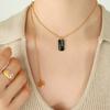 Estilo ins europeo y americano personalizado borla inglés acero titanio cuadrado Marca goteo de aceite collar borla cadena collar clavícula P830
