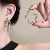 2026 Novo Estilo~ Brincos de Prata Estrela Vazada, Tarraxas Exageradas Estilo Cool, Acessórios de Orelha Estrela de Cinco Pontas Personalizados para Garota Spicy