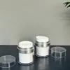 Bote de crema al vacío UV mate plateado de 15ML30ML50ml con botella interior de AS, botella reemplazable de PP para crema facial, dos tipos de tapas