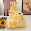 Bolsas de Punto Transfronterizas del Sudeste Asiático, Bolsos de Mano, Bolsas Tote Pequeñas, Bolsas de Regalo, Bolsos Chaleco Tejidos, Bolsos de Muñeca