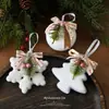 Nuevos adornos de árbol de Navidad de espuma blanca navideña, bolas de Navidad, colgantes de ardilla, copo de nieve y oso, decoraciones de ambiente navideño