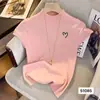 Tricô Feminino Gola Meia-Alta Bordado Manga Curta 2025 Novo Estilo Francês Doce Menina Quente Slim Fit Top Básico Tendência Inglês