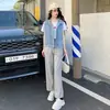 Foto Real de Colete Jeans Camada Azul de Algodão Tendência Estilo Coreano Estilo Bf Bolso Grande Modelagem Solta Emagrecedor Toque Macio Amigo da Pele