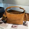 Bolsa feminina vintage de couro genuíno transfronteiriça, bolsa tipo bolinho de camurça fosca de camada superior de couro bovino, bolsa de mão e bolsa transversal versátil para o trajeto diário das mulheres