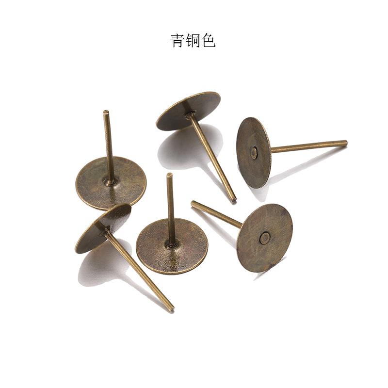 青铜色
