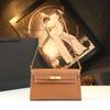 Bolsa Transversal 2026 Nova Bolsa Kelly Couro Genuíno Bolsa Feminina Aparência Elegante de Alto Padrão para o Trabalho Luxo Leve Bolsa de Ombro