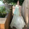 Vestido romántico estilo francés sin espalda con cuello halter con un chal de hada para vacaciones de verano en la playa en chifón rosa agua y verde lago