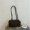 Bolsa de axila nova de couro fosco para o início do outono, bolsa HOBO travesseiro minimalista retrô, textura macia, bolsa baguette casual para o dia a dia