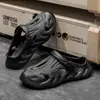Zapatos de Cocodrilo de Coco para Hombre Verano Nuevas Pantuflas Exteriores Antideslizantes Punta del Pie Conducir Sandalias de Playa para Mujer