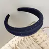 Faixa de Cabeça Larga com Bolinhas Simples e Elegante, Off-White e Azul Marinho, Coroa Alta, Antiderrapante, Versátil, Adequada para Ir ao Trabalho e Uso Diário