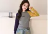 Conjunto de Ropa Urbana de Moda para Niñas 2026 Primavera y Otoño Nuevo Elegante Estilo Coreano Bloque de Color Top y Jeans de Campana para Niños Pequeños y Bebés