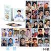 En stock, hay 50 tarjetas pequeñas sobre estrellas del entretenimiento, Yu Shuxin, Zhao Rusi, Ju Jingyi, Fan Chengcheng, coleccionando 50 tarjetas láser