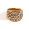 Moda Europeia e Americana Design de Nicho Joia de Mão Retrô Anel de Dedo Indicador Largo Côncavo com Microincrustação de Diamante em Aço Inoxidável Banhado a Ouro 18K para Mulheres