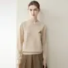 Suéter de alta qualidade, popular, de cashmere, gola redonda, bordado, 100% cashmere puro, estiloso, confortável, de caimento solto, tricotado, quente