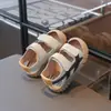 Sandalias de Dedo para Niños Verano 2026, Zapatos de Playa de Malla Transpirable para Niños, Zapatos Deportivos de Suela Suave para Niñas