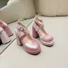 Zapatos de Moda Satinados de Alta Gama Estilo Francés Verano 2026 Nuevo Estilo para Mujeres de Estatura Baja Suela Gruesa Tacón Grueso que Aumenta la Altura Boca Baja