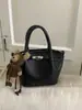 Bolso de Mano Informal de Nicho Estilo Coreano Bolso Cubo para Mujer 2025 Invierno Nueva Moda Versátil Bolso de Hombro Cruzado Simple