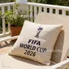 Almofada Quadrada Temática da Copa do Mundo com Troféu, Símbolos Nacionais e Letras, Impressão Dupla Face para Sofá e Sala de Estar
