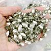Venta Caliente Transfronteriza Flash Fino Huevo Paloma Uña Arte Diamante Alta Calidad Base Puntiaguda Forma Especial Diamante de Cristal K9 DIY Montón Diamante Venta al por Mayor